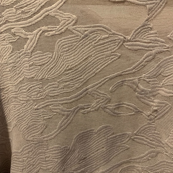 Aritzia Wilfred top pink - Picture 2 of 7